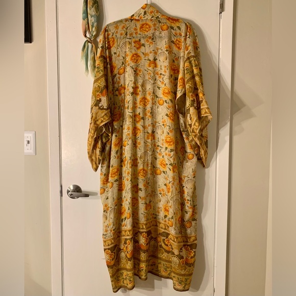 🧡🐚 UFT/Sale Spell FP exclusive seashell kimono 🐚🧡 - Picture 3 of 6